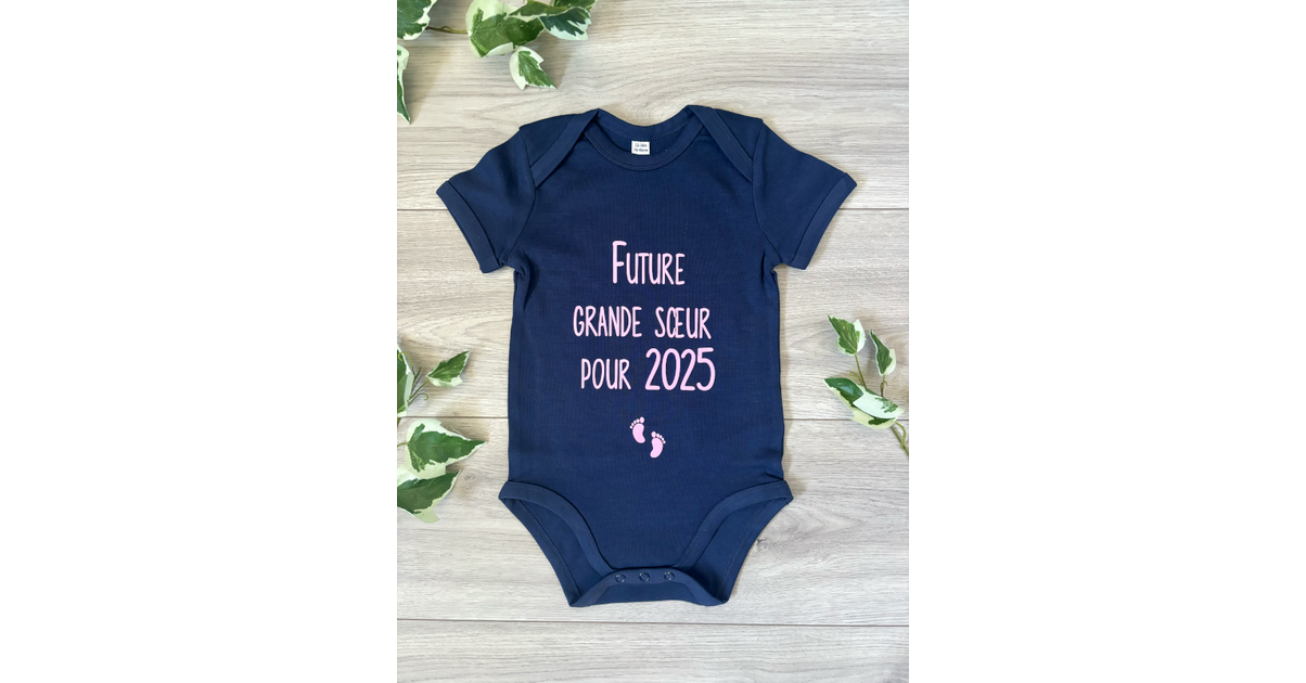 T-shirt bébé personnalisé Super Grande Soeur - Bouille d'amour T-shirt bébé personnalisé Super Grande Soeur - Bouille d'amour