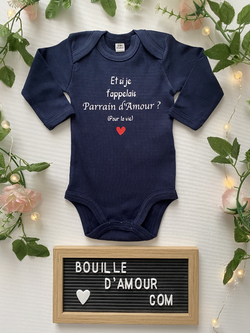 Pochon personnalisé La tenue de naissance de - Bouille d'Amour