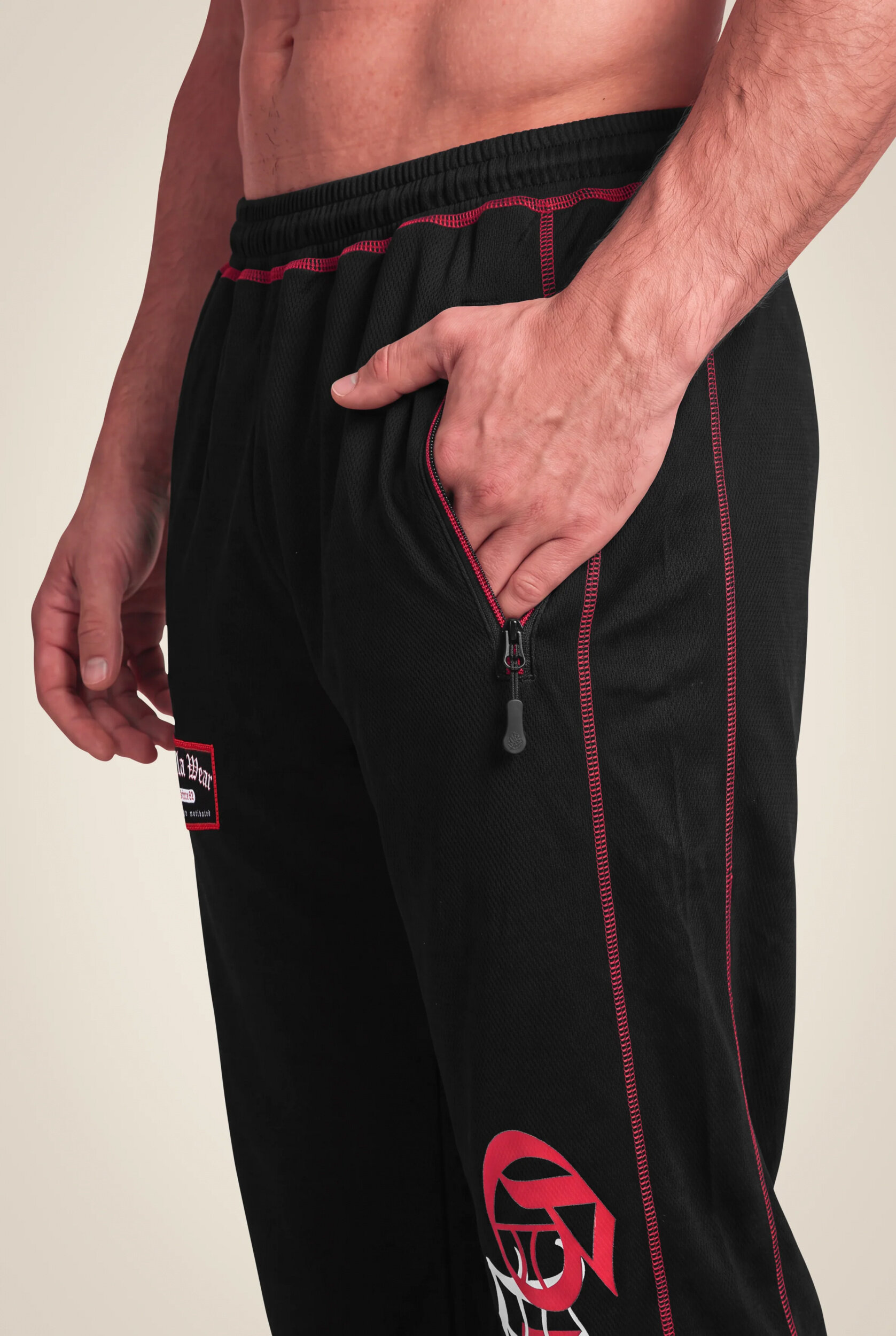 Pantalon mesh Marlow Gorilla Wear homme - Noir/Rouge, photographie 4