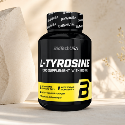 BioTechUSA L-Tyrosine 100 capsules sur fond beige premium