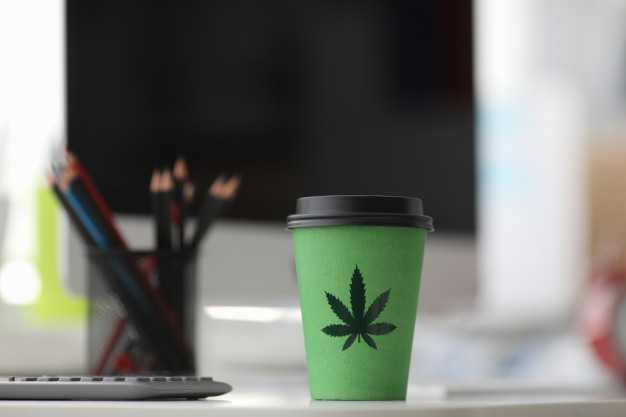 3 façons de réduire le stress du télétravail avec le CBD