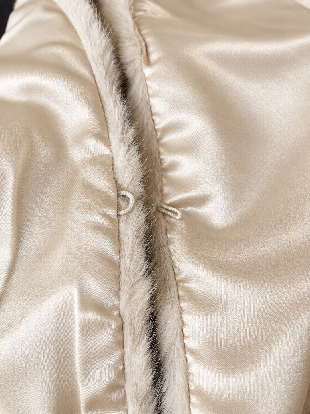COL BEIGE 4