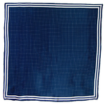 Foulard carré en soie bleu marine pois blancs