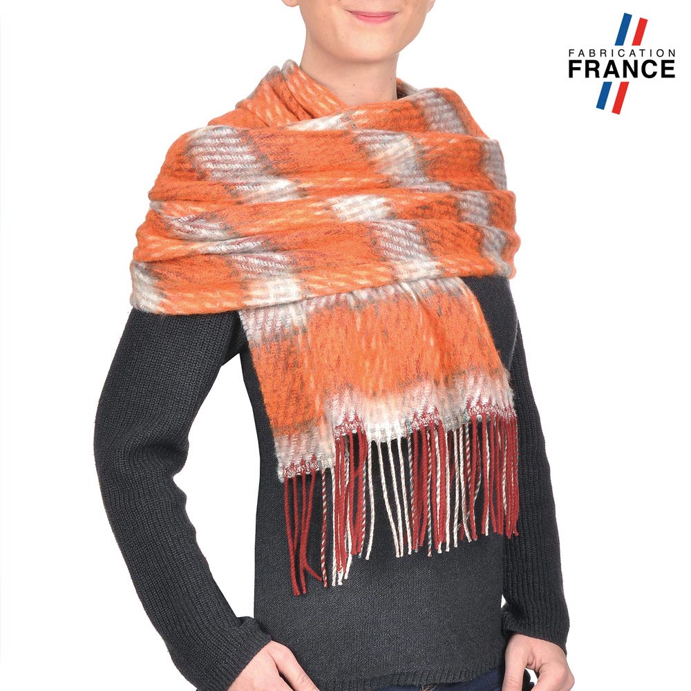 AT-03202-VF10-LB_FR-echarpe-femme-a-carreaux-orange-fabrique-en-france