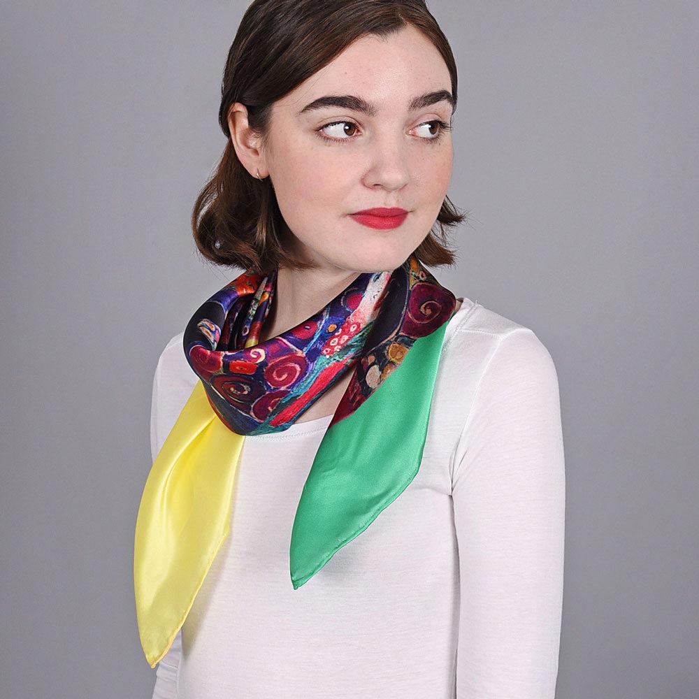 foulard-en-soie-reproduction-les-vierges-AT-03865