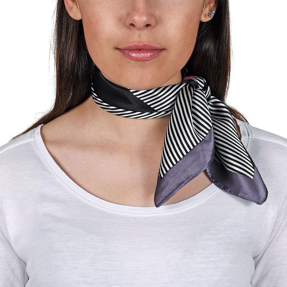 AT-04757-VF10-P-foulard-en-soie-noir-geometrie