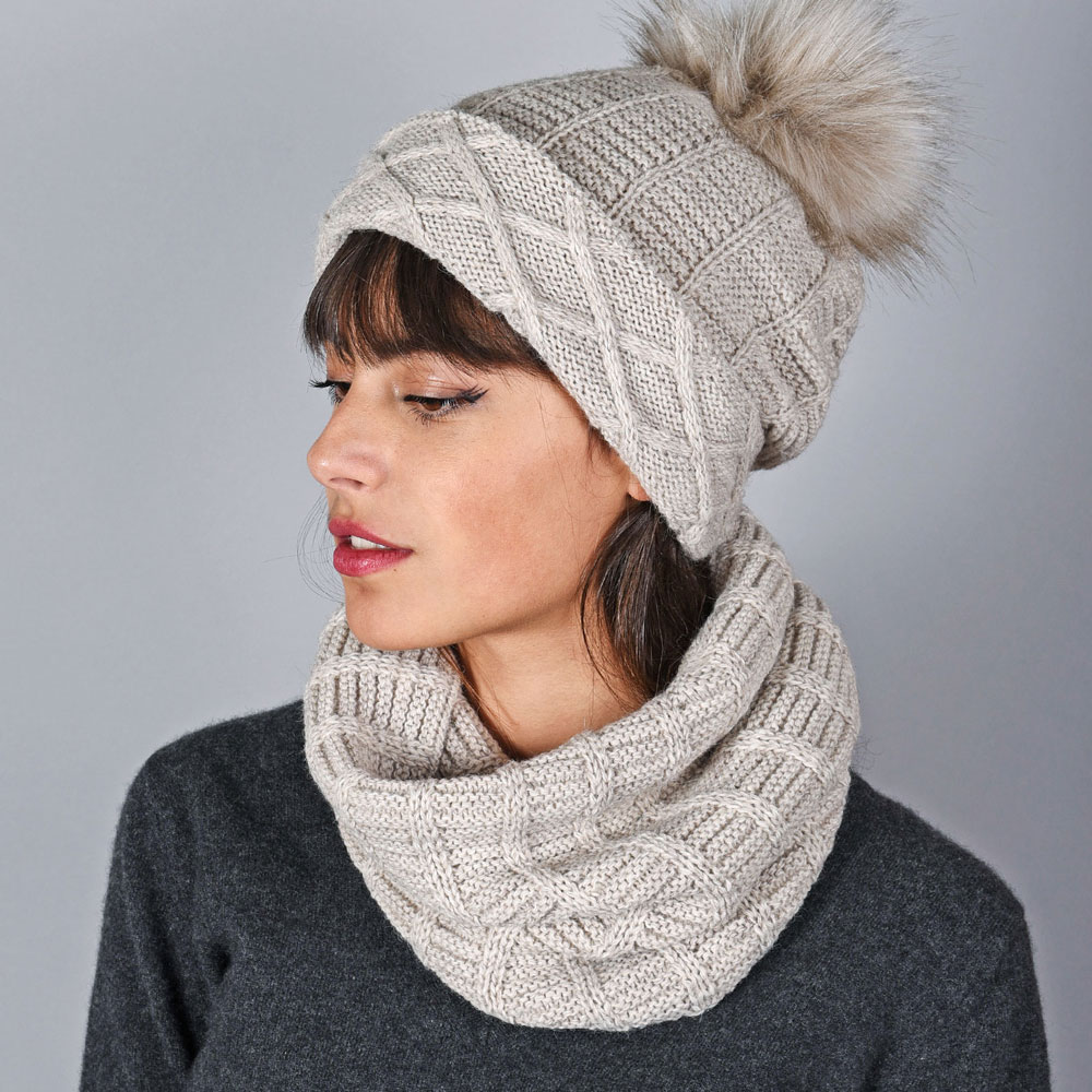 Ensemble bonnet, bonnet et cache-cou pour femme beige crème