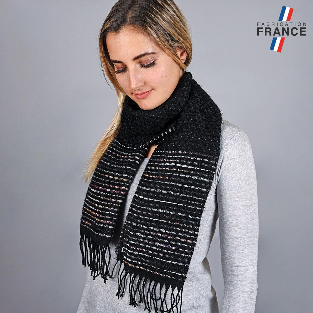 echarpe-femme-noire-made-in-france-AT-05753