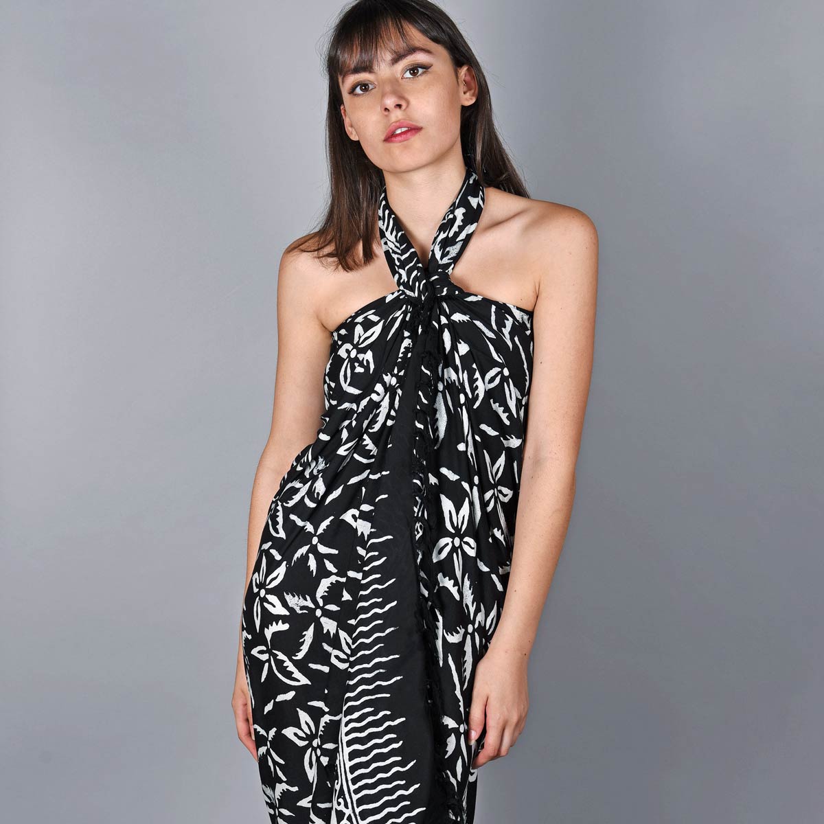 Pareo-batik-noir-AT-06065
