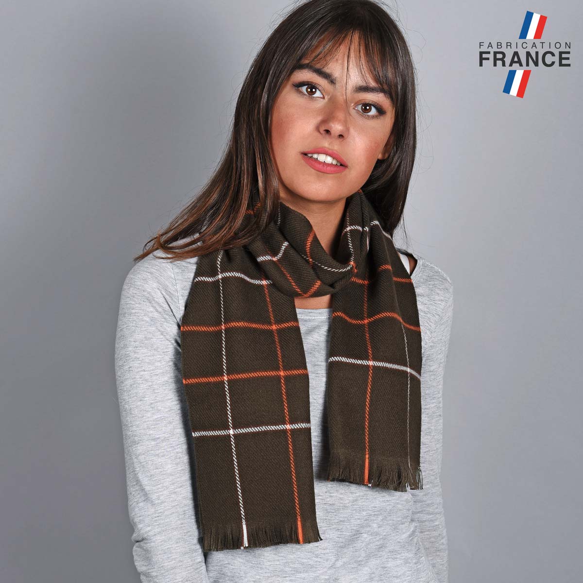 Echarpe-marron-a-carreaux-fabrique-en-france-AT-04844