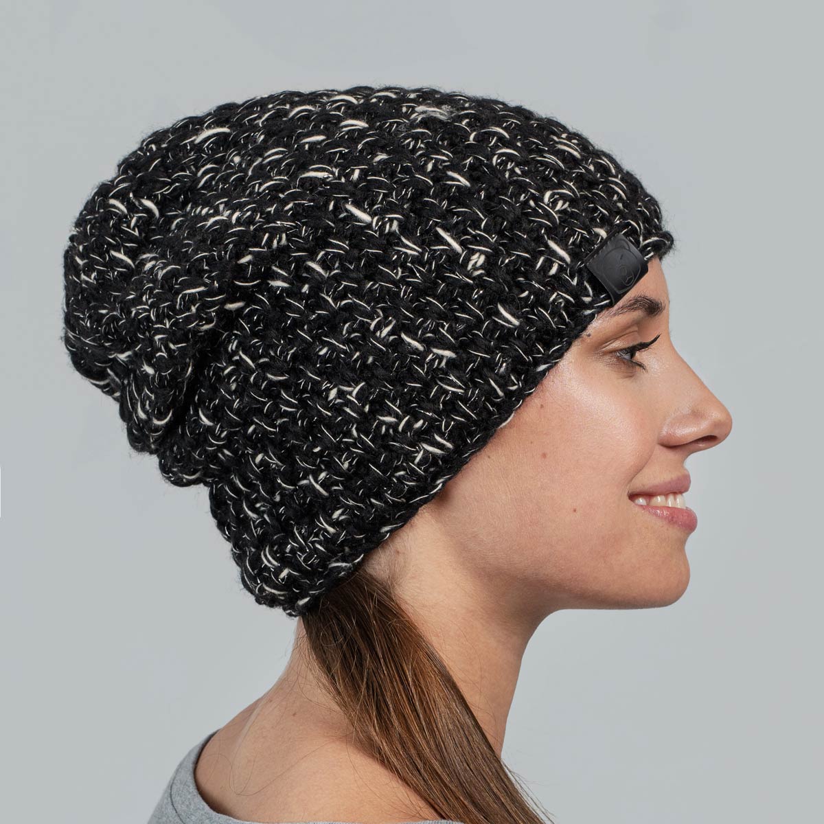 bonnet-femme-loose-fantaisie-noir--CP-01661