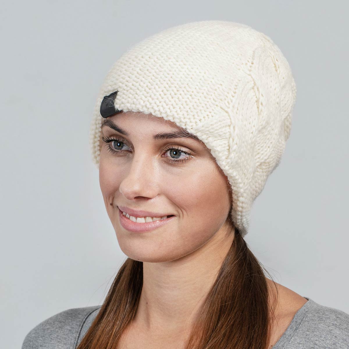 bonnet-femme-blanc-chaud-confortable-made-in-europe--CP-01657