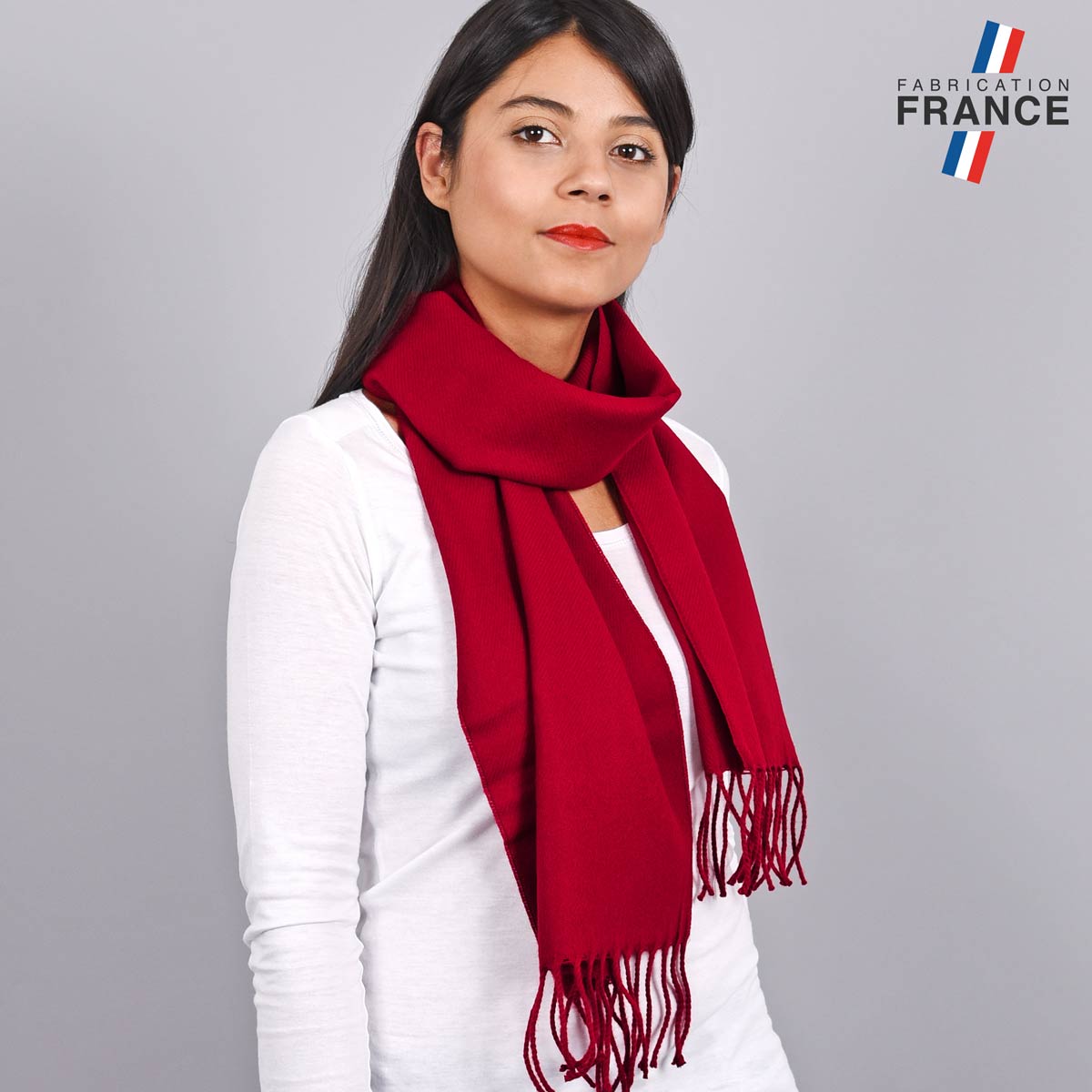 AT-05128_W12-1FR_Echarpe-franges-rouge-femme-fabrication-francaise