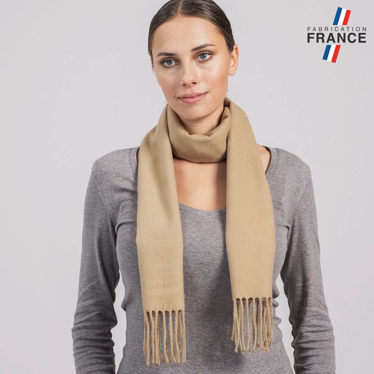 AT-06579_W12-1FR_Echarpe-hiver-femme-beige-clair-fabriquee-en-france