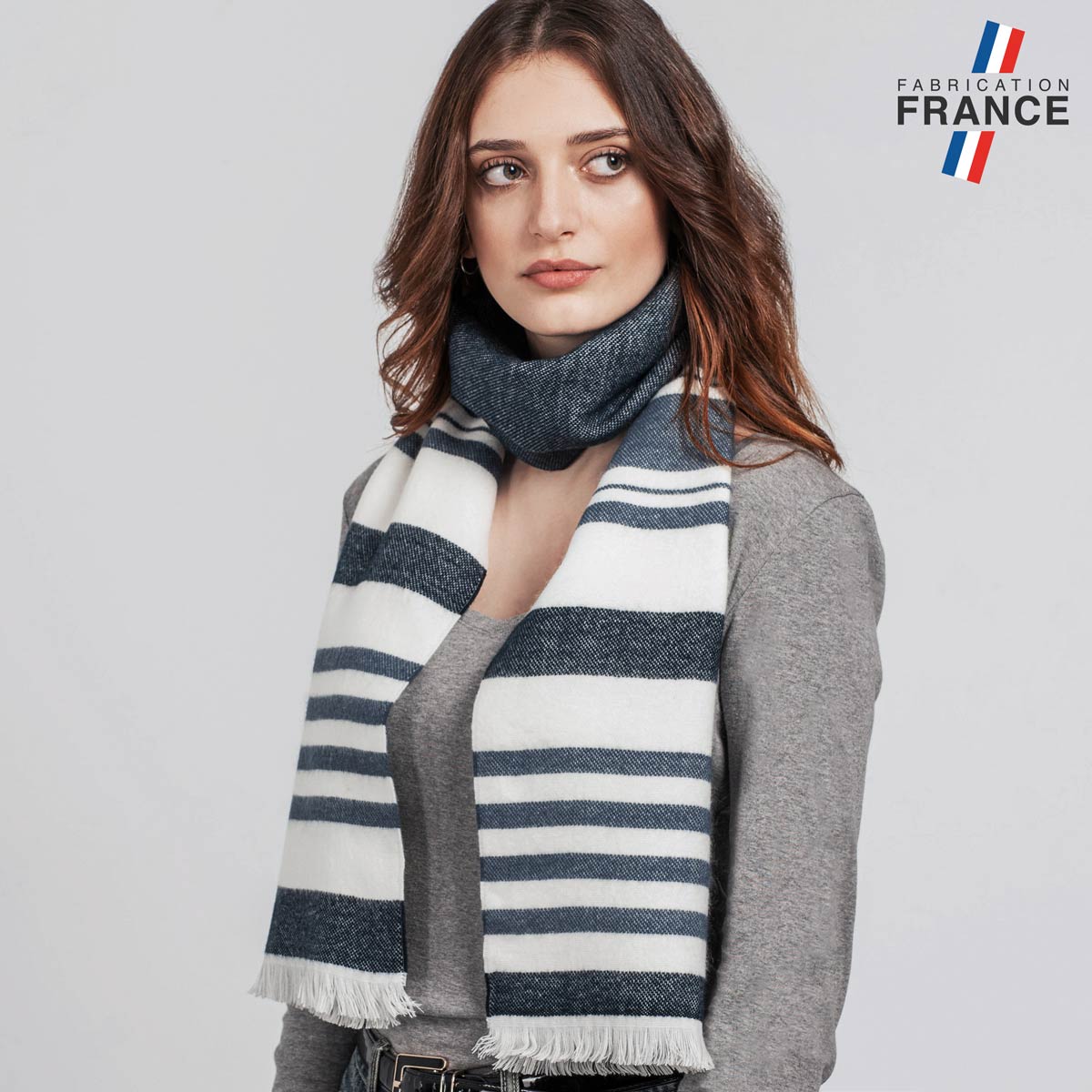 echarpe-femme-rayee-bleue-blanc-fabrication-francaise-AT-06482