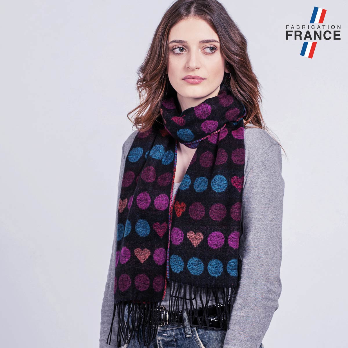 Echarpe-femme-motif-prune-pois-et-coeurs-made-in-france--AT-06509_W12-1FR