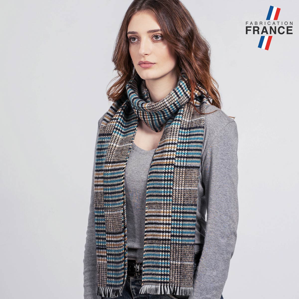 AT-06520_W12-1FR_Echarpe-femme-motif-pied-poule-gris-bleu-fabrication-francaise