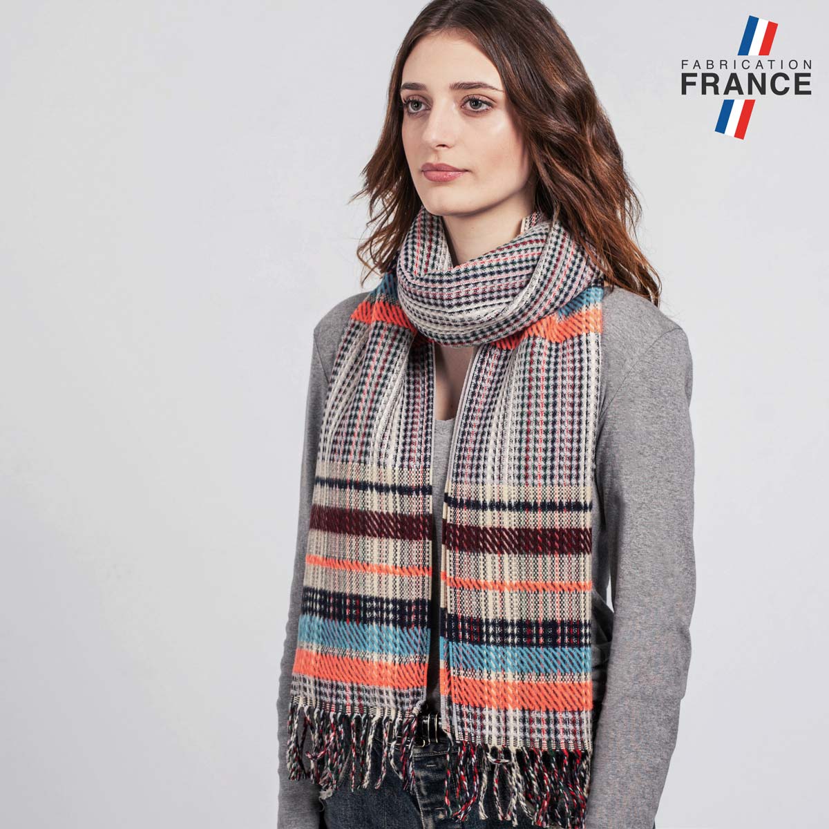 Echarpe-femme-motif-rayures-beige-orange-fabriquee-en-france--AT-06658_W12-1FR