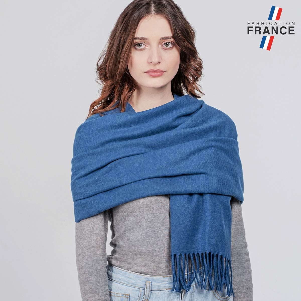 AT-06761_W12-1FR_chale-femme-uni-bleu-made-in-france