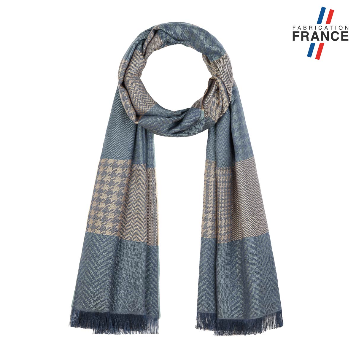 Echarpe-legere-motifs-chevrons-bleu-gris-fabriquee-en-France--AT-06905_F12-1FR