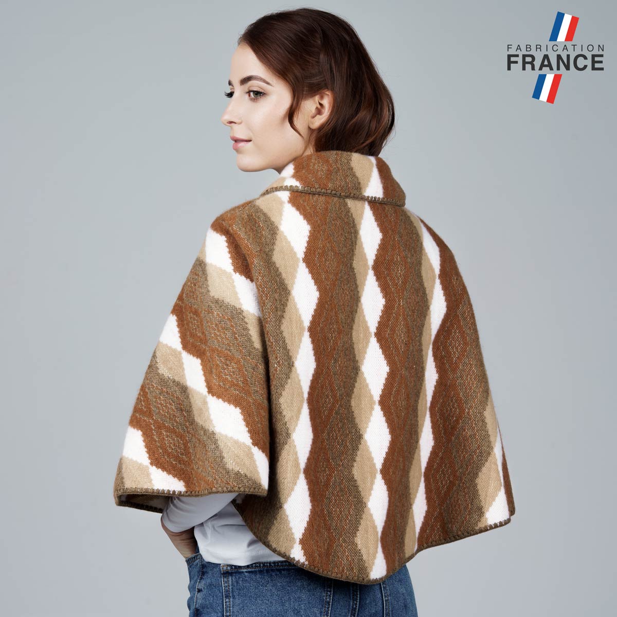 Petite-cape-femme-losange-marron-fabriquee-en-France--AT-06860_W12-2FR