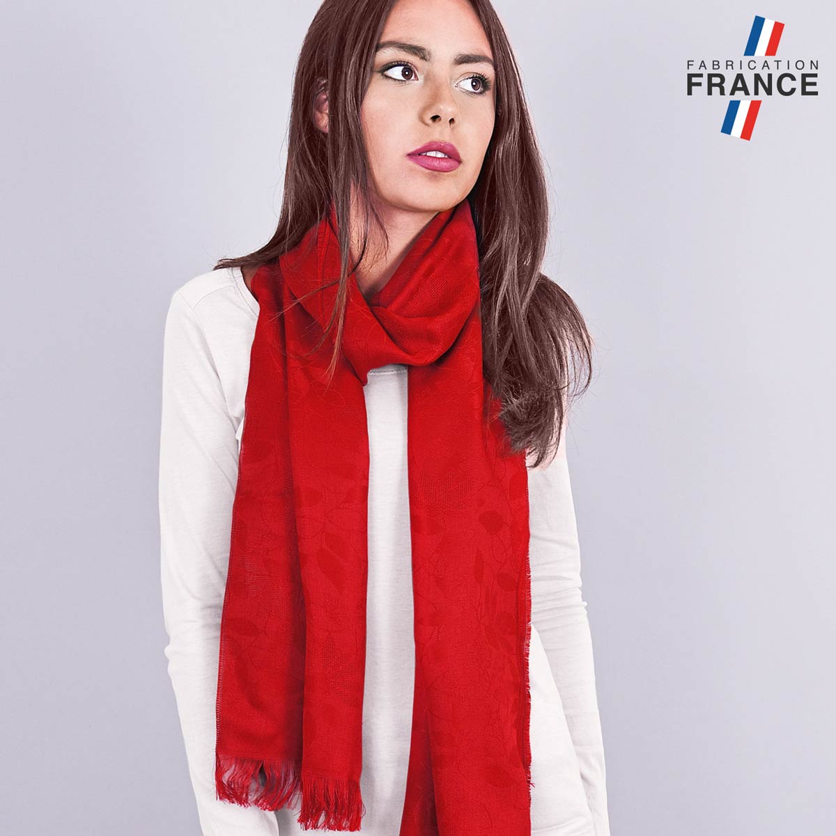 Echarpe-legere-motif-floral-ton-sur-ton-rouge-made-in-France--AT-03850_W12-1FR
