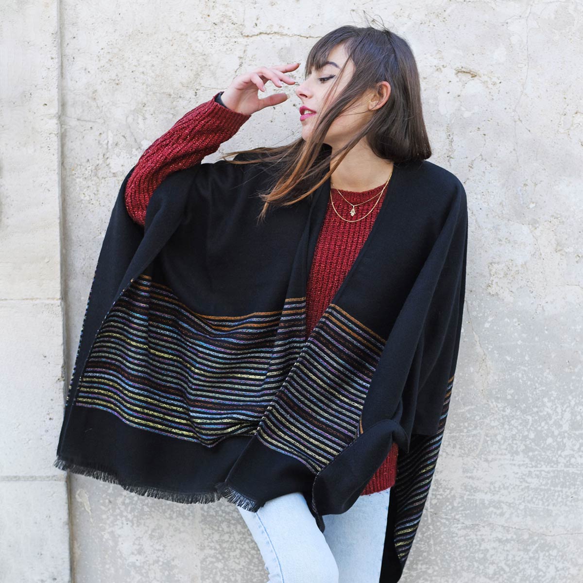 Poncho-leger-femme-noir-a-rayures-made-in-France--AT-04817_W2-12--