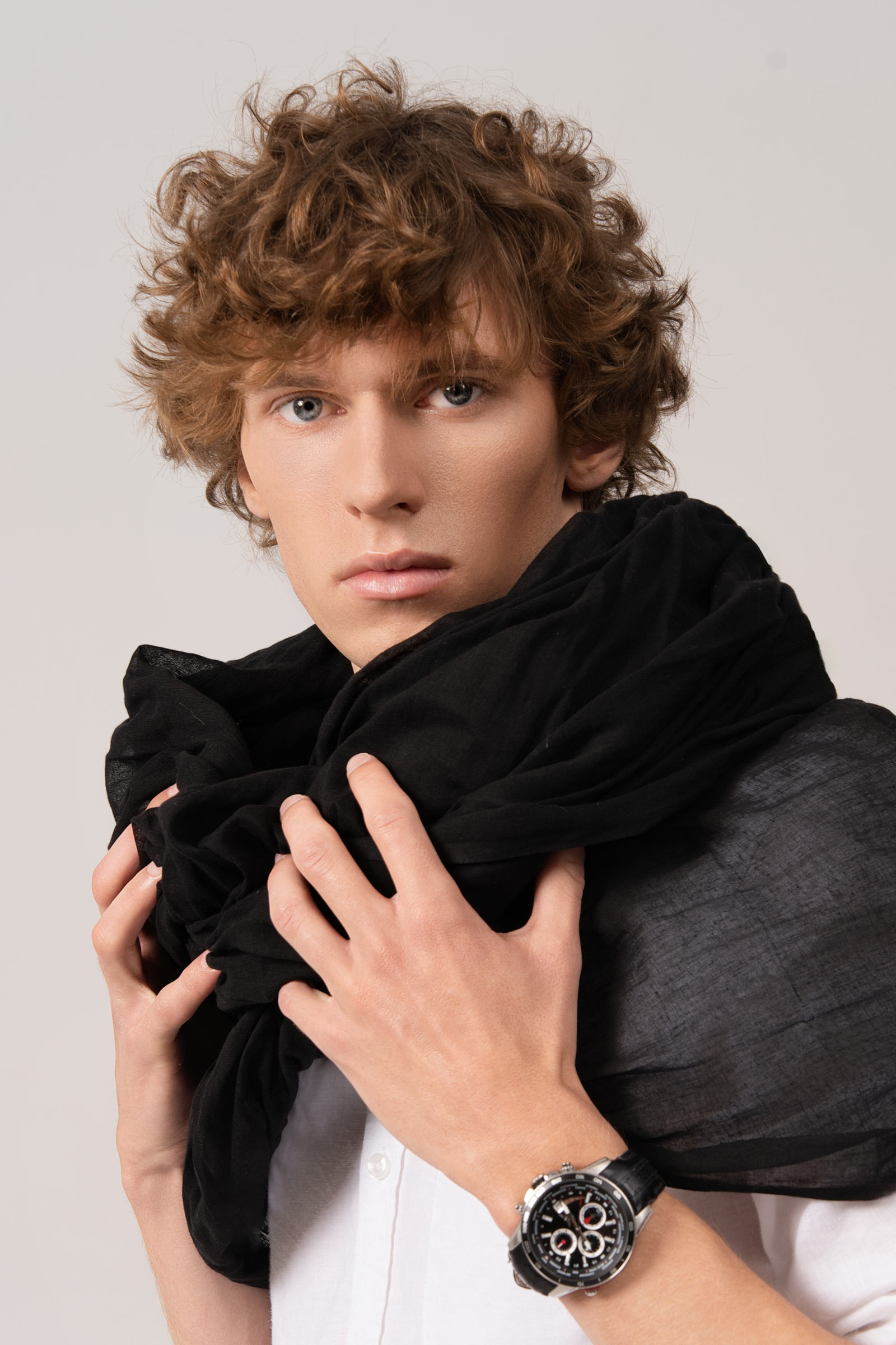 cheche-homme-noir-3-metres-AT-07151_M3_16x24