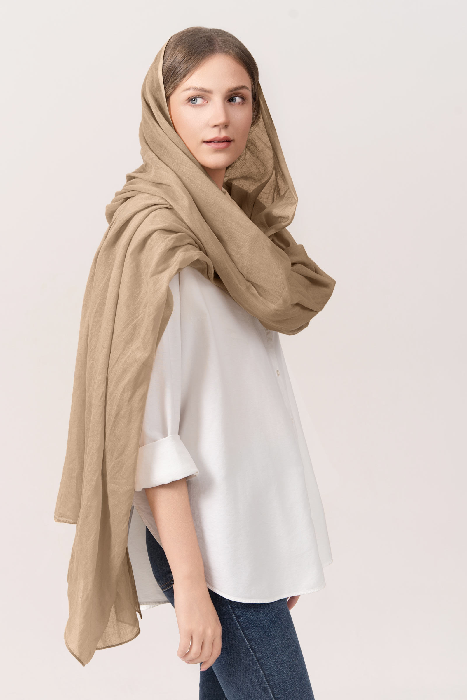 grand-cheche-femme-beige-AT-07153_W4_16x24