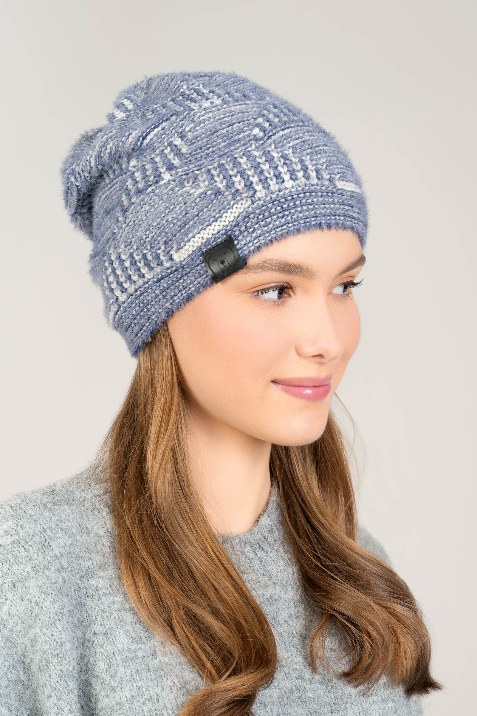 bonnet-femme-hiver-bleu-made-in-europe-CP-01704