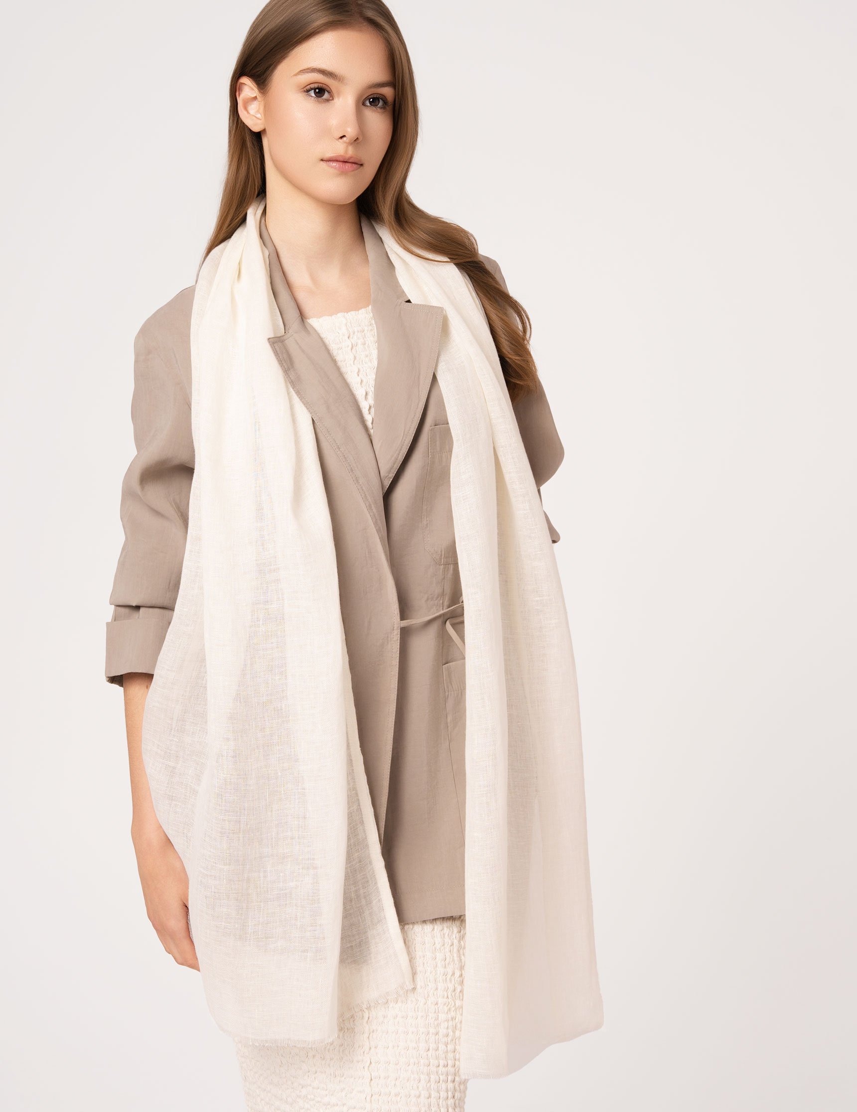 Echarpe-femme-blanche-unie-franges--AT-07142_W1-17x22---