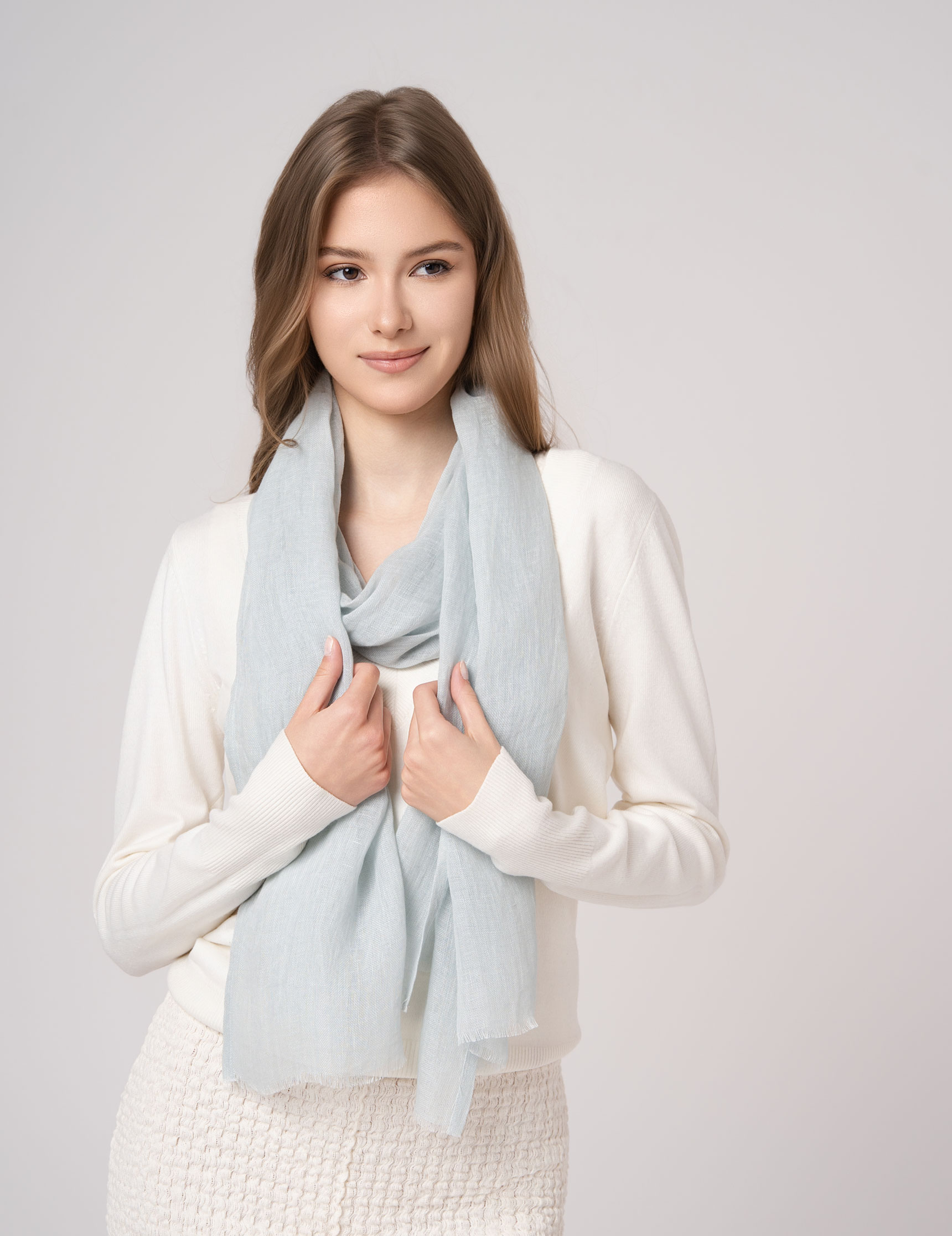 Echarpe-lin-naturel-gris-clair--AT-07144_W1-17x22---