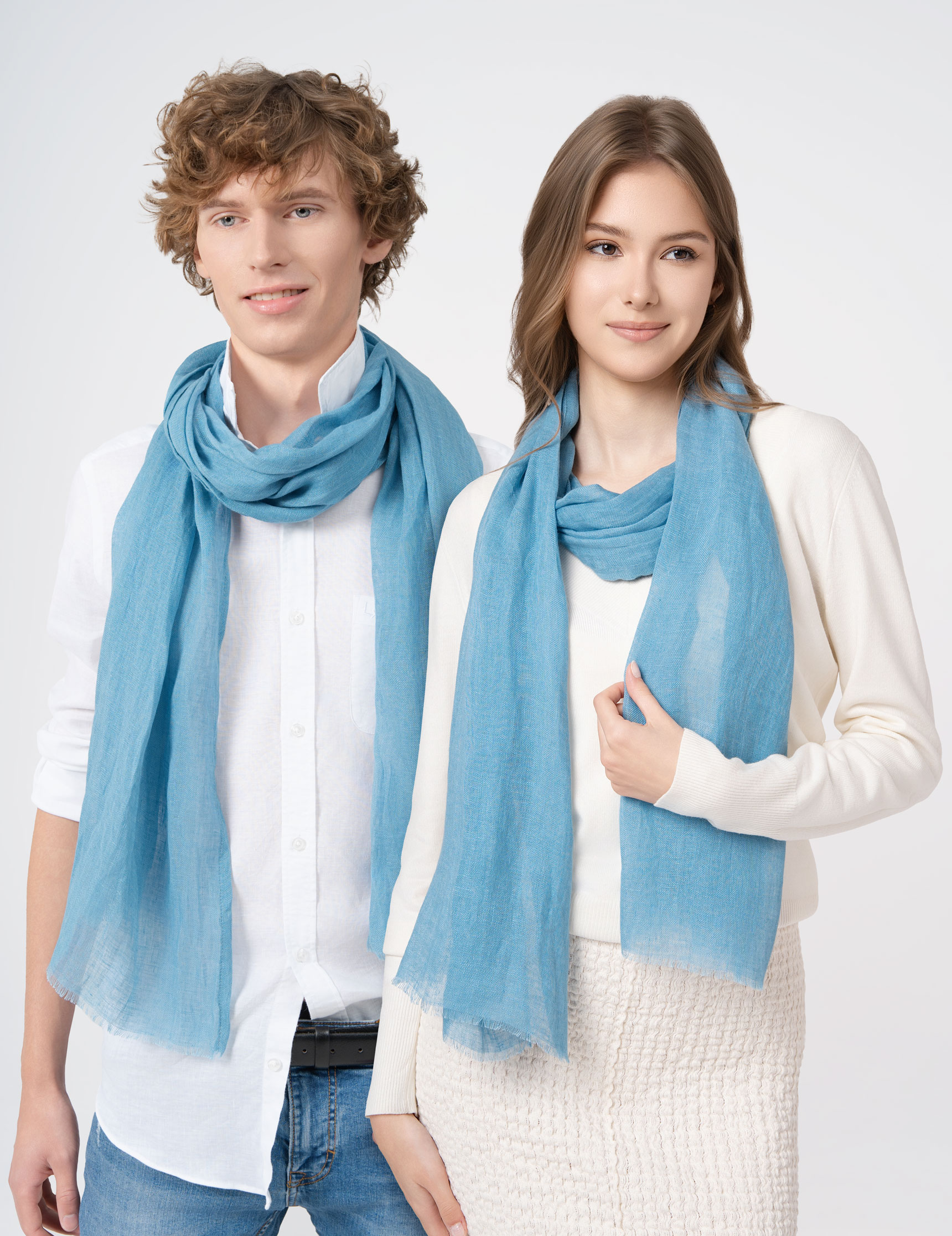 Echarpe-mixte-en-lin-bleue-jean--AT-07145_C1-17x22---