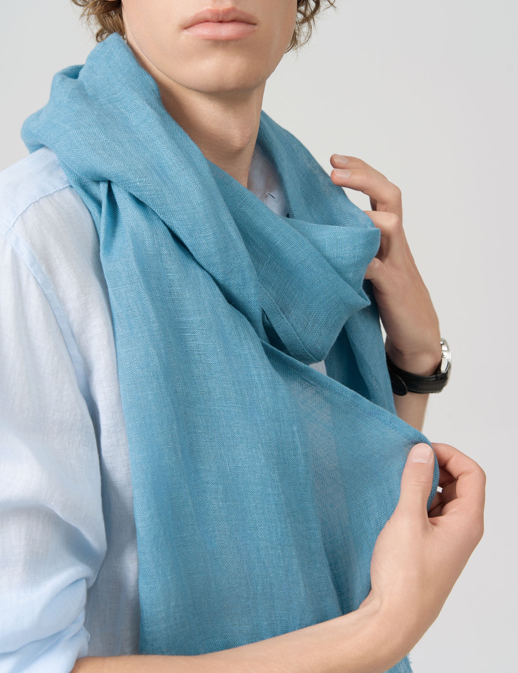 Echarpe-cheche-lin-bleu-jean-clair--AT-07145_M2-17x22---