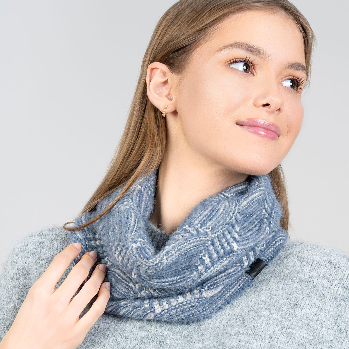 Snood-femme-grande-douceur-motifs-tons-bleus-made-in-Europe--AT-06991_W1_12x12---