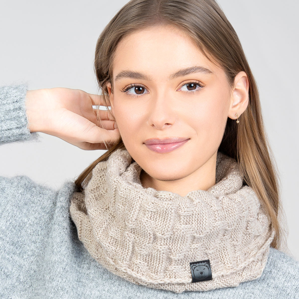 Snood-beige-uni-larges-mailles-fabrique-en-Europe--AT-06326_W1-12x12---