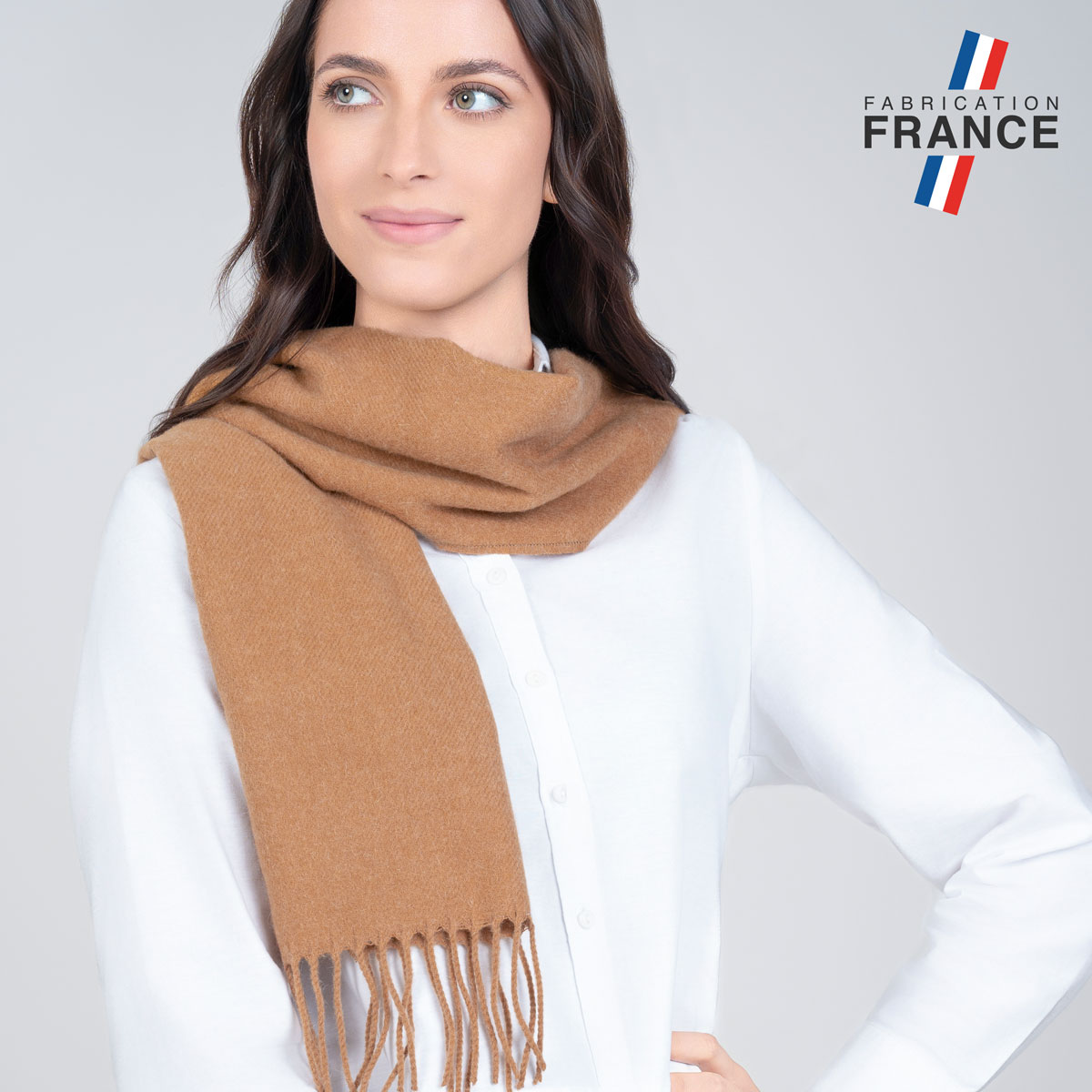 Echarpe-angora-beige-douce-femme-franges-fabriquee-en-France--AT-05588_W1_12x12-FR