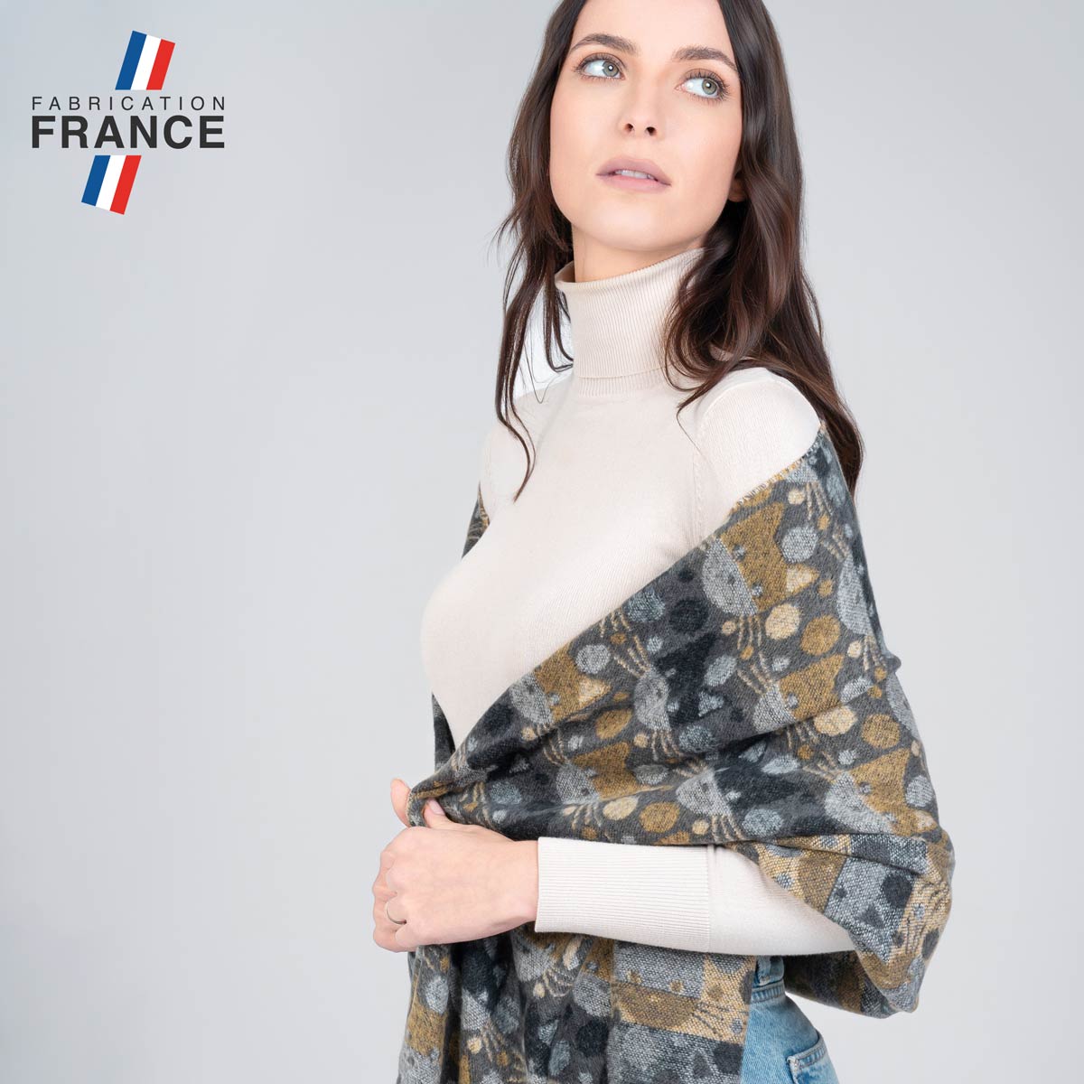 Châle-femme-grande-douceur-fabrication-francaise--AT-06316_W1_12x12-FR