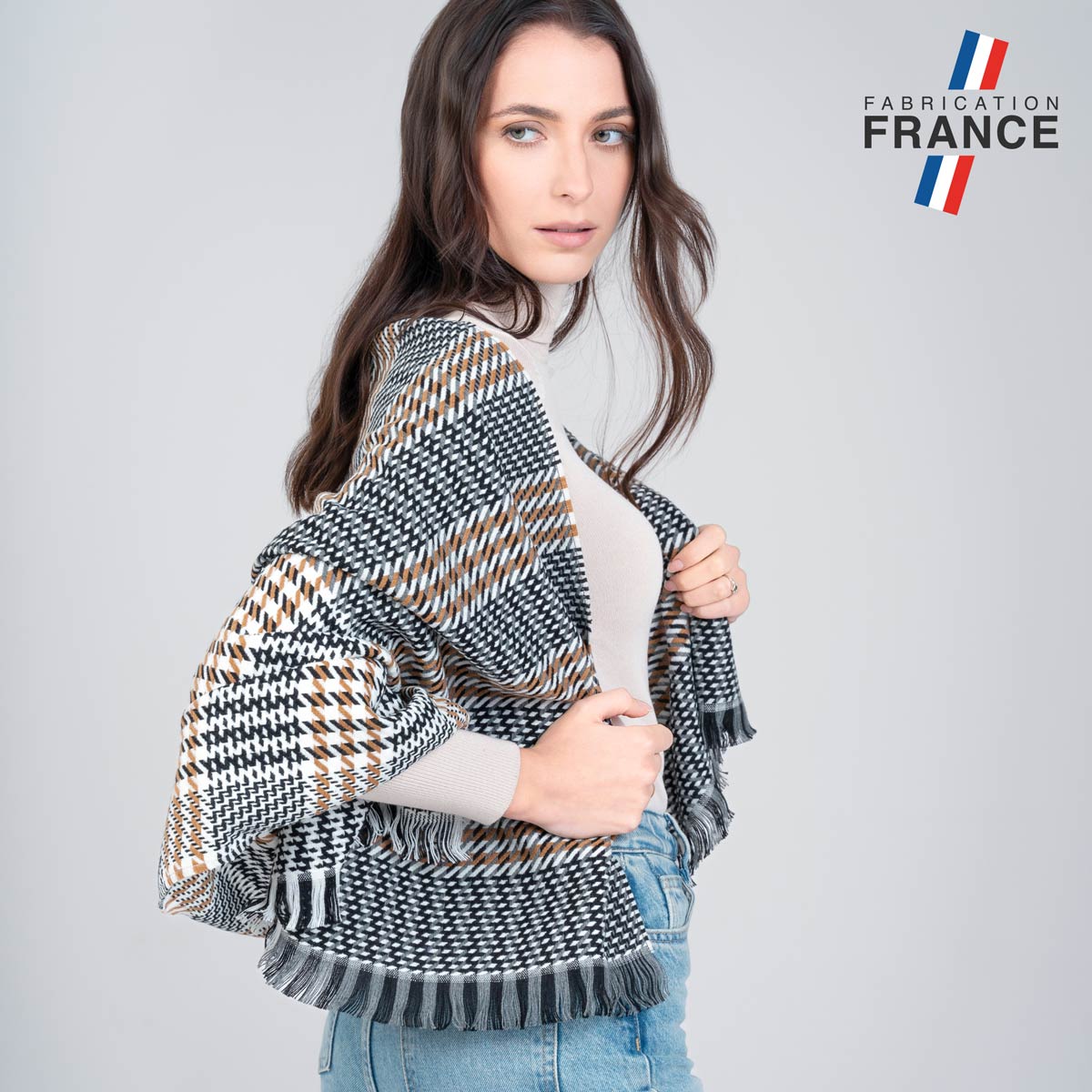 Chale-femme-tons-gris-beige-trame-made-in-France--AT-06757_W3_12x12-FR