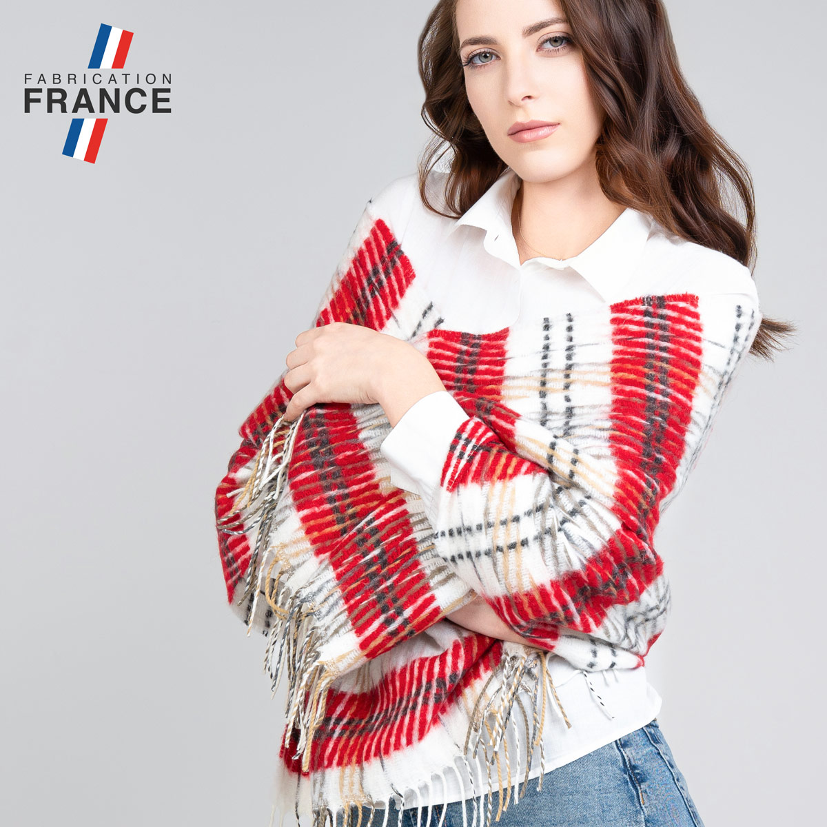 Chale-hiver-femme-rouge-blanc-fabrique-en-France--AT-06996_W1_12x12-FR