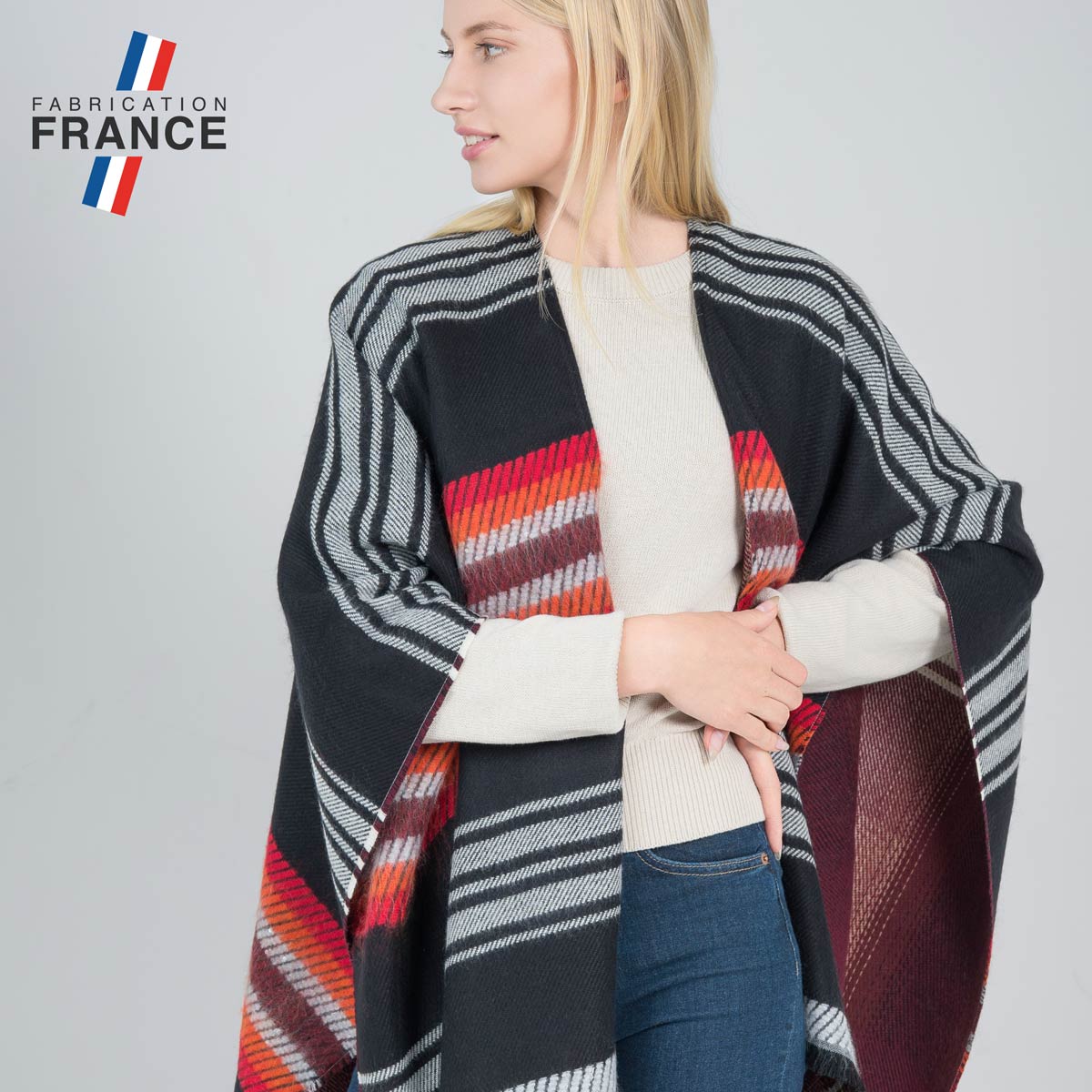 Poncho-chaud-mohair-femme-hiver-fabrication-francaise--AT-07023_W1_12x12-FR