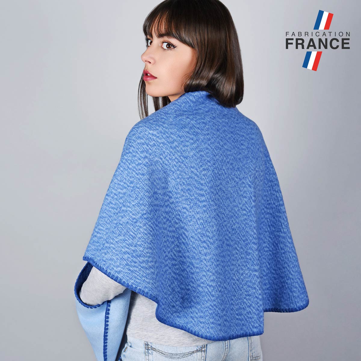 Chale-cardigan-bleu-fabrique-en-France--AT-04846_W3_12x12-FR