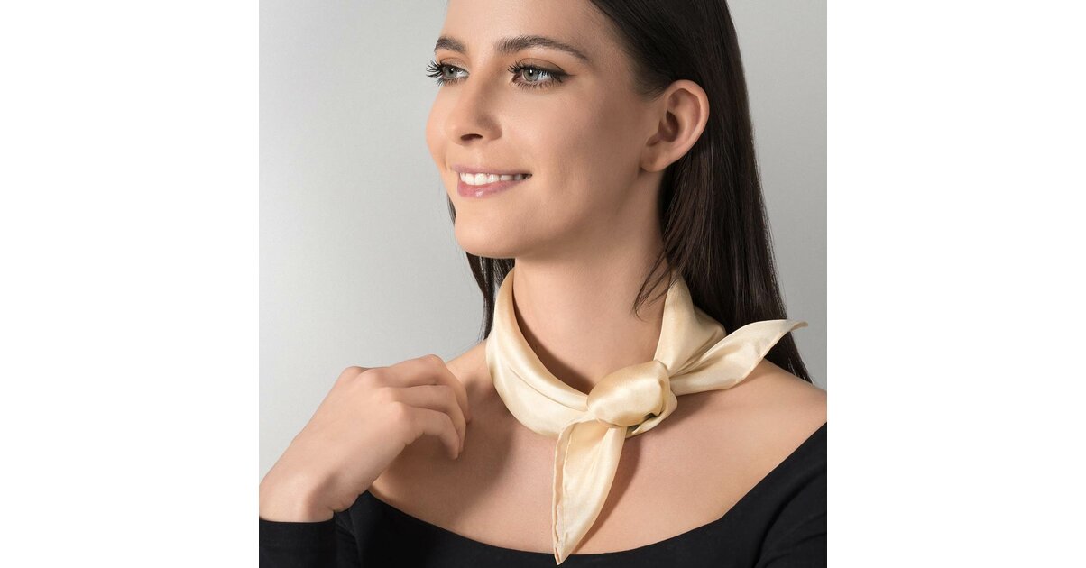 Foulard Carré En Soie Beige Montchal - Modèle FO376 - Neuf (parfait état) - Vintage