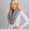 AT-04074-VF16-2-echarpe-femme-hiver-grise
