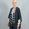AT-03194-VF10-2-poncho-femme-reversible-noir-gris-fabrication-france