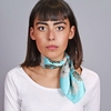 AT-04610-VF10-foulard-carre-de-soie-femme-bleu-turquoise-fleur