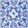 _Carre-de-soie-floral-bleu-frises