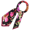 AT-03425-F16-carre-de-soie-noir-flou-floral