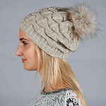 _Bonnet-hiver-pompon-beige