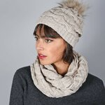 _Snood-et-bonnet-pompon-beige